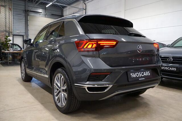 Volkswagen T-Roc 1.5 TSI Sport DSG * Virtual - Camera - 18" - LED - ACC - Lane - Dodehoek - App - DAB *