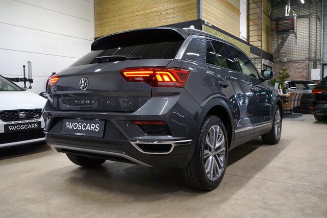Volkswagen T-Roc 1.5 TSI Sport DSG * Virtual - Camera - 18" - LED - ACC - Lane - Dodehoek - App - DAB *