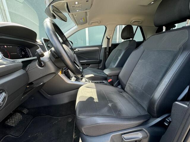 Volkswagen T-Roc 1.5 TSI 150pk DSG Style | IQ Light | Camera | Alcantara | Trekha