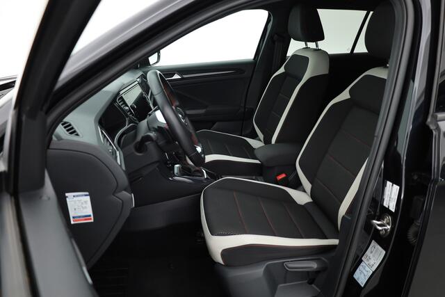 Volkswagen T-Roc 1.5 TSI Sport | CarPlay | Dodehoek. | Adapt. Cruise | Camera