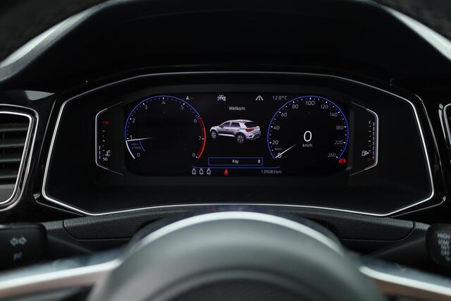 Volkswagen T-Roc 1.5 TSI | Navi | Afn. Trekhaak | Camera | Adapt. Cruise | Stoelverw.