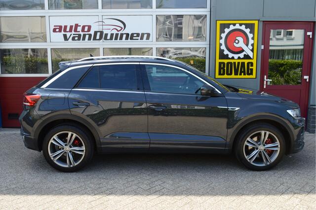 Volkswagen T-Roc 1.5 TSI Sport Business R O.a; PDC, Clima, ACC, Navi, Carplay, DAB, Digitaal dashboard, Rijklaar, Etc. All-in prijs!