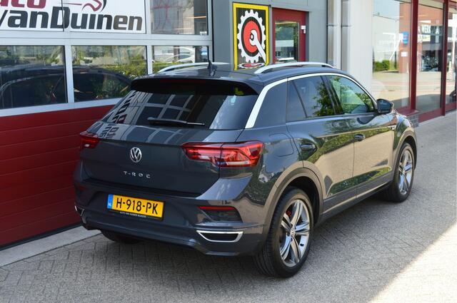 Volkswagen T-Roc 1.5 TSI Sport Business R O.a; PDC, Clima, ACC, Navi, Carplay, DAB, Digitaal dashboard, Rijklaar, Etc. All-in prijs!