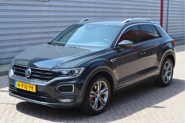 Volkswagen T-Roc 1.5 TSI Sport Business R O.a; PDC, Clima, ACC, Navi, Carplay, DAB, Digitaal dashboard, Rijklaar, Etc. All-in prijs!