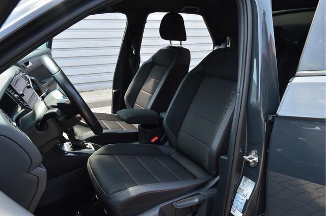 Volkswagen T-Roc 1.5 TSI Sport Business R O.a; PDC, Clima, ACC, Navi, Carplay, DAB, Digitaal dashboard, Rijklaar, Etc. All-in prijs!
