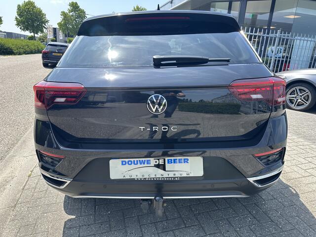 Volkswagen T-Roc 1.5 TSI Style Trekhaak | Navi | Camera | Stoelverw. | LED | DAB