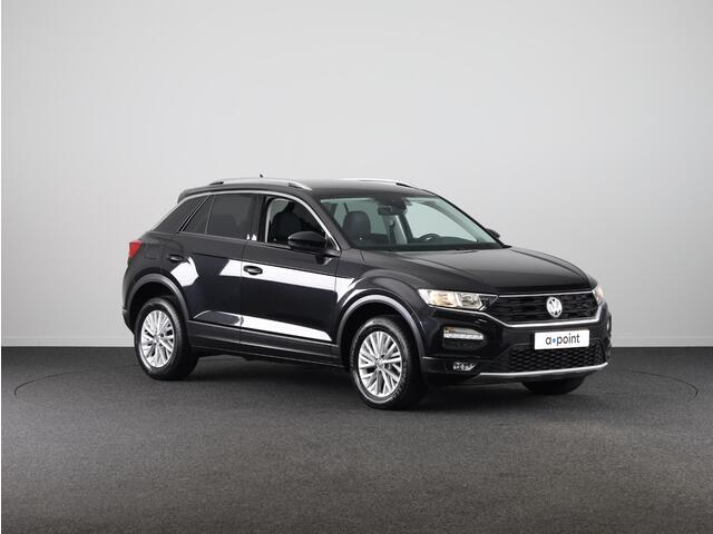 Volkswagen T-Roc 1.0 TSI Style 115 pk | Navigatie | Parkeersensoren | Adaptieve cruise control | Autom. airco |