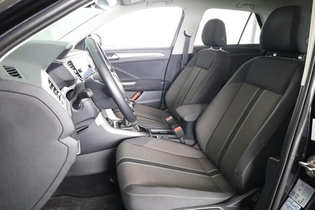 Volkswagen T-Roc 1.0 TSI Style 115 pk | Navigatie | Parkeersensoren | Adaptieve cruise control | Autom. airco |
