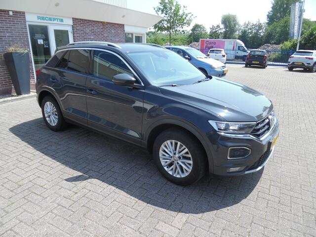 Volkswagen T-Roc 1.5 TSI Style Business