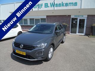 volkswagen-t-roc-1.5-tsi-style-busi
