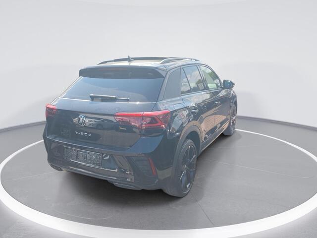 Volkswagen T-Roc 1.5 TSI 150pk DSG R-Line Blackstyle · Panoramadak · Camera + Parkeersensoren · Beats Audio