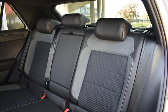 Volkswagen T-Roc 1.5 TSI Sport Business R / Automaat / Panorama-dak / Parkeerhulp / Adaptive Cruise / Ski-luik / LED