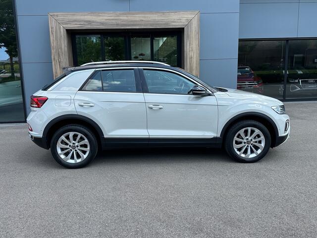 Volkswagen T-Roc 1.5 TSI 150pk DGS Style | Dode hoek | Keyless | Camera | Carplay | Rijklaar incl. garantie