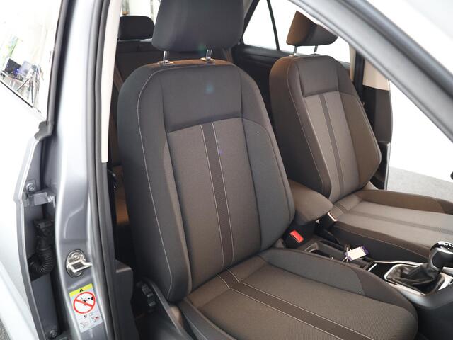 Volkswagen T-Roc 1.5 TSI Life Edition 150 pk Automaat (DSG) | Verlengde garantie | Navigatie via App | Parkeersensoren (Park assist) | Achteruitrijcamera | Adaptieve cruise control |