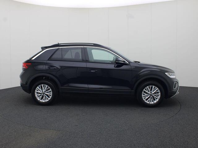 Volkswagen T-Roc 1.0TSI/116PK Life · Navigatie · Parkeersensoren · Stoelverwarming · Garantie tot juli 2026