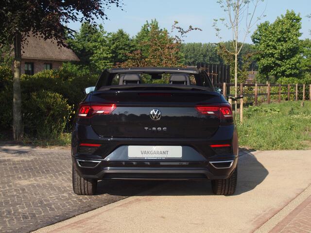 Volkswagen T-Roc 150PK 2X R-Line Black Style | Cabrio | Virtual Cockpit | Luxe lederen interieur | Keyless Go | Beats Audio |