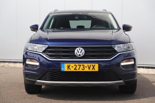 Volkswagen T-Roc 1.5 TSI Style 150PK DSG Automaat 18 inch Bicolor Velgen Stoelverwarming Clima Adaptive Cruise Parkeersensor