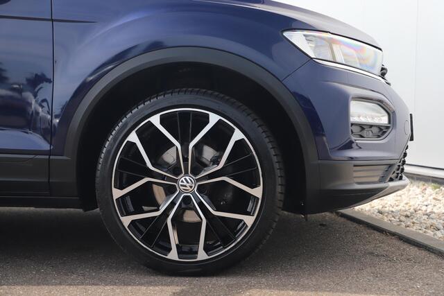 Volkswagen T-Roc 1.5 TSI Style 150PK DSG Automaat 18 inch Bicolor Velgen Stoelverwarming Clima Adaptive Cruise Parkeersensor