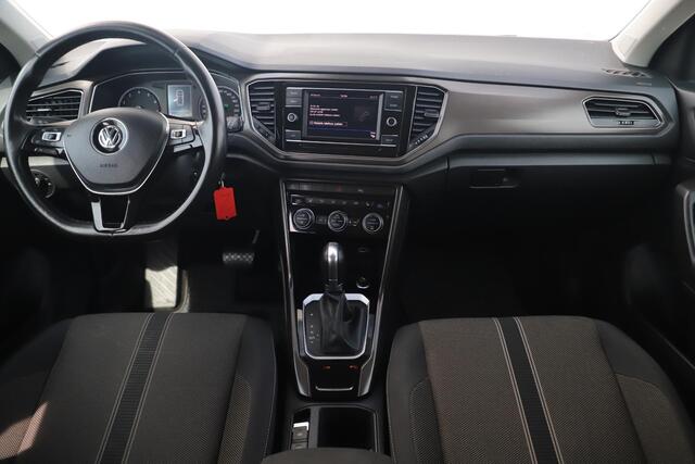 Volkswagen T-Roc 1.5 TSI Style 150PK DSG Automaat 18 inch Bicolor Velgen Stoelverwarming Clima Adaptive Cruise Parkeersensor
