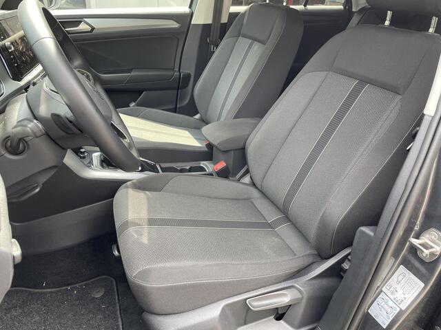 Volkswagen T-Roc 1.5 TSI 150pk Life Edition DSG / Navigatie / Parkeerhulp / Camera