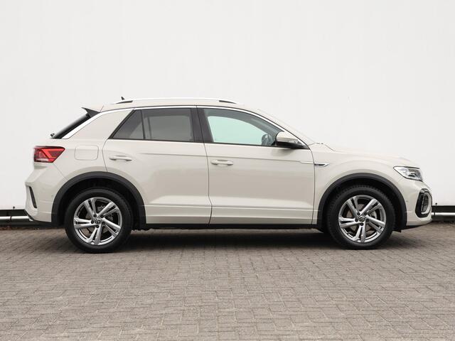 Volkswagen T-Roc 1.5 TSI R-Line 150pk DSG | LED Plus | Stuur- en stoelverwarming | Side assist | Camera | Navigatie | Travel Assist |