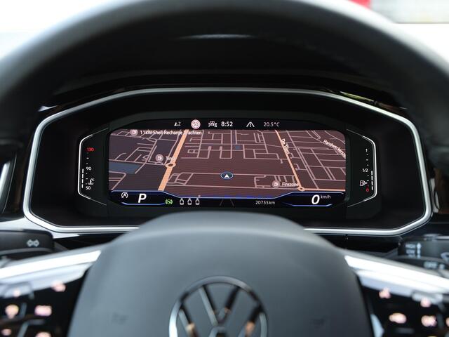 Volkswagen T-Roc 1.5 TSI R-Line 150PK DSG | Led | Navigatie | Dodehoek sensor | Trekhaak | Camera