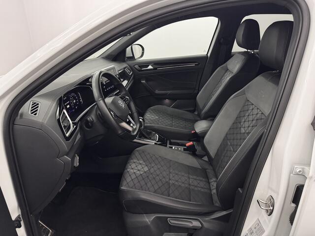 Volkswagen T-Roc 1.5 TSI 2 x R-Line Half leder, Camera, Apple carplay, Keyless start, Virtual desk, Stoelverwarming, Cruise control adaptief