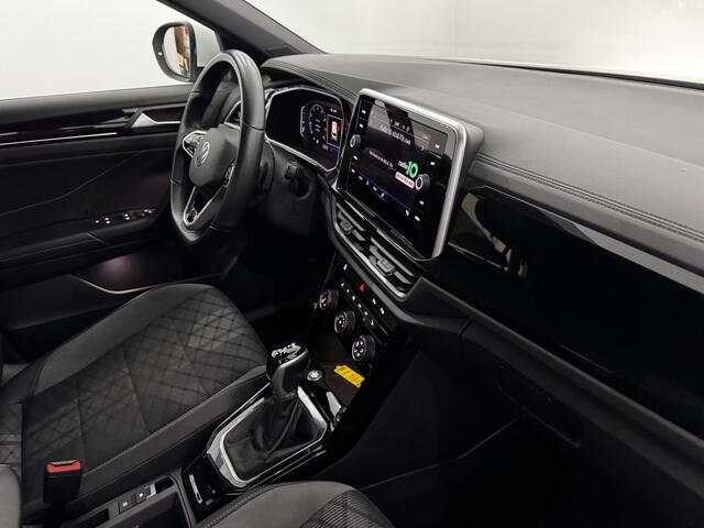 Volkswagen T-Roc 1.5 TSI 2 x R-Line Half leder, Camera, Apple carplay, Keyless start, Virtual desk, Stoelverwarming, Cruise control adaptief