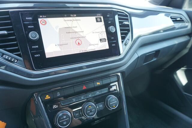 Volkswagen T-Roc 1.0 TSI Sport | CAMERA | FULL LED | VIRTUAL COCKPIT | ACC |