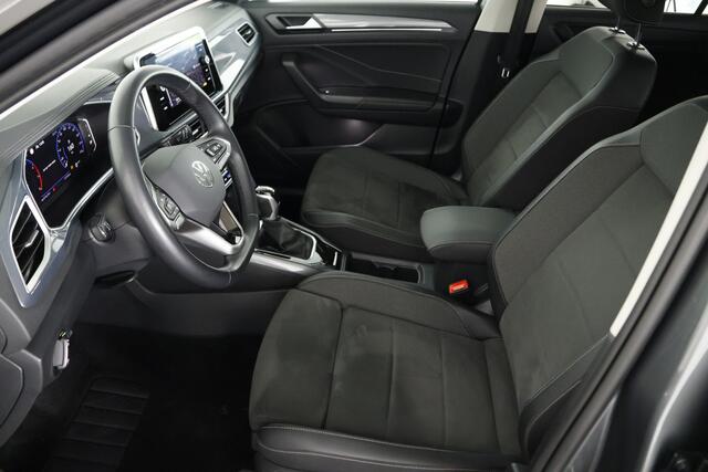 Volkswagen T-Roc 1.5 TSI Style / LED / ACC / DSG / Navi / CarPlay
