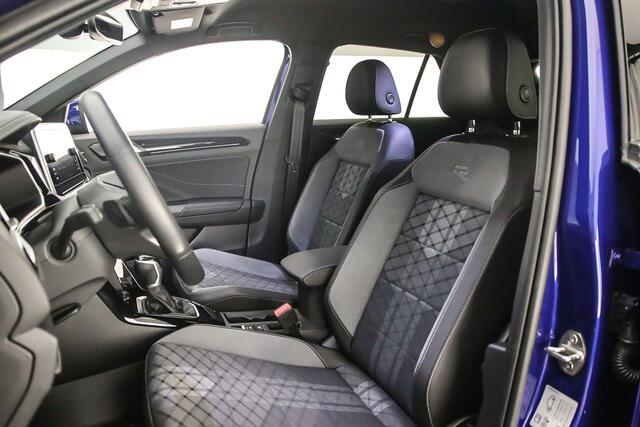 Volkswagen T-Roc R-Line Edition 1.5 TSI 150pk DSG Automaat Trekhaak, Adaptive cruise control, Elektrische achterklep, Achteruitrijcamera, Stoelverwarming, LED verlichting, Parkeersensoren