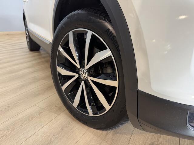 Volkswagen T-Roc 1.0 TSI Style Business Airco ECC | Apple Carplay | Trekhaak | Navigatie | Virtual | LED | Isofix | NAP