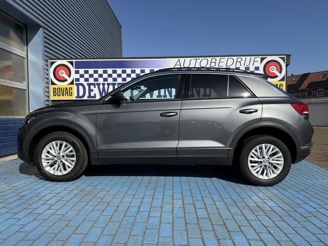 Volkswagen T-Roc 1.5 TSI ADAP CRUISE NAVI PDC ALL SEASON
