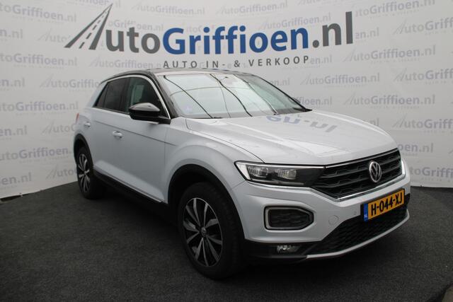 Volkswagen T-Roc 1.5 TSI Sport nette SUV met trekhaak