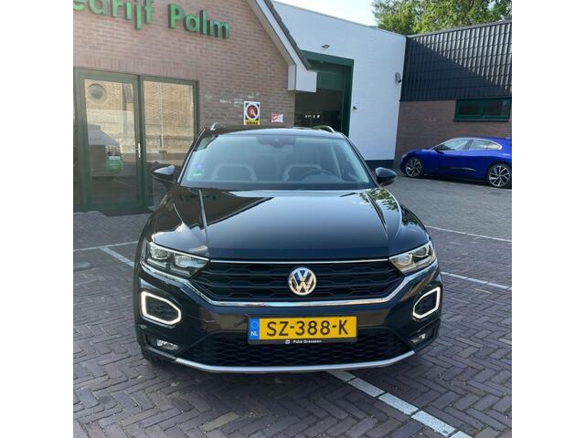 Volkswagen T-Roc 1.5 TSI SPORT - 150PK - ZWART