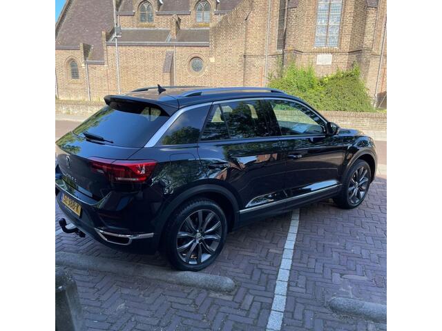 Volkswagen T-Roc 1.5 TSI SPORT - 150PK - ZWART