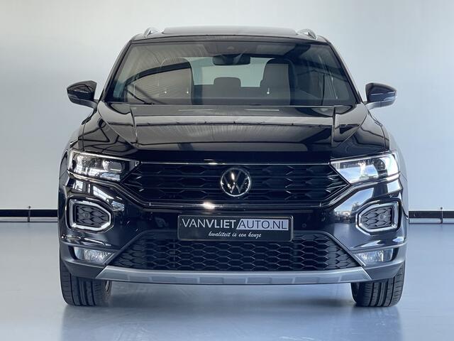 Volkswagen T-Roc 1.5 TSI Sport Business R / AUTOMAAT / Camera / Panorama Dak / Live Cockpit