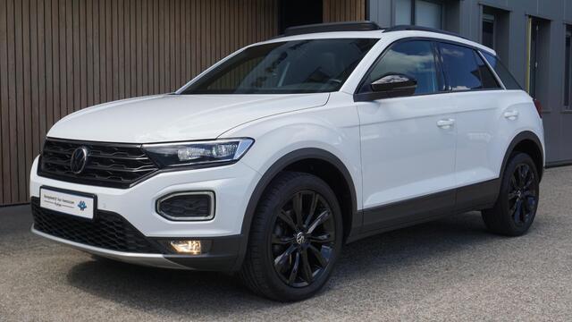 Volkswagen T-Roc 1.5 TSI 150PK DSG Sport & Black Style Pano.Dak Virtual Cockpit 18inch LM LED A-camera *Zeer Nette T-Roc*