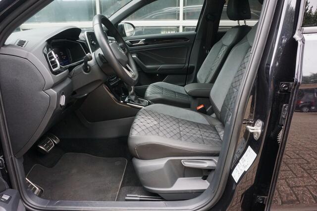 Volkswagen T-Roc 1.5 TSI R-Line Trekhaak/Navi!