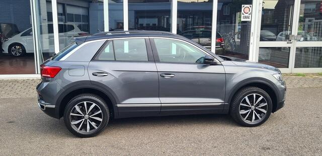 Volkswagen T-Roc 1.0 TSI Style Business Clima,Pdc,Cruise,RIJKLAARPRIJS!!