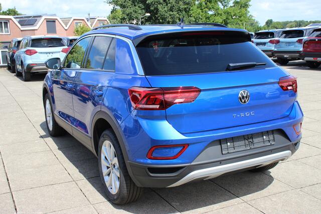 Volkswagen T-Roc 1.5 TSI Life Edition DSG Automaat | PDC | Keyless |