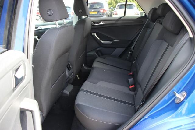 Volkswagen T-Roc 1.5 TSI Life Edition DSG Automaat | PDC | Keyless |