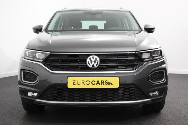 Volkswagen T-Roc 1.5 TSI DSG Sport | Navigatie | Apple Carplay/Android Auto | Adaptieve Cruise Control | Digitale Cockpit | Camera | Elektrische Achterklep |