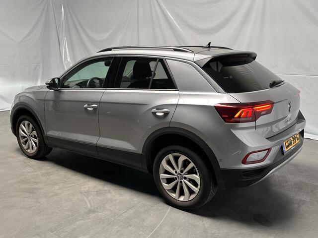 Volkswagen T-Roc 1.5 TSI Life Edition / AUTOMAAT/ GARANTIE TM 08-2028/ PARK. SENSOR. V+A/ CAMERA/ APP-CONNECT/ KEYLESS/ DIGITAL DASH/ ACC/ DAB/ NAVI/ CLIMA/ ISOFIX/ 17'' LMV