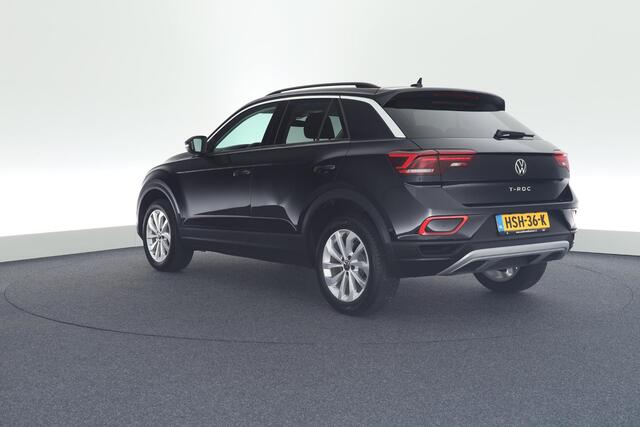 Volkswagen T-Roc 1.5 TSI 150pk DSG Life Edition Camera Navigatie ACC Carplay Keyless Led