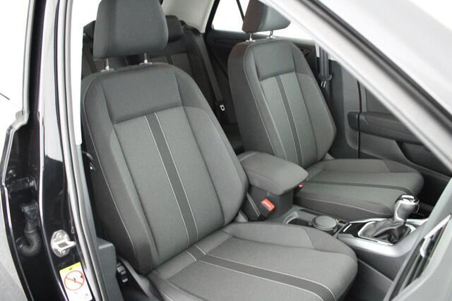 Volkswagen T-Roc 1.5 TSI 150pk DSG Life Edition Camera Navigatie ACC Carplay Keyless Led