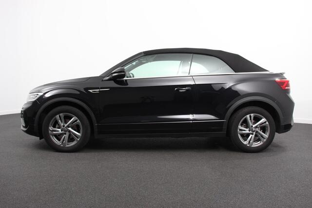 Volkswagen T-Roc Cabrio 1.5 TSI 150pk DSG R-Line | Navigatie | Apple Carpaly/Android Auto | Parkeersensoren | Camera | Adaptive Cruise Control | Stoelverwarming | Climate Control