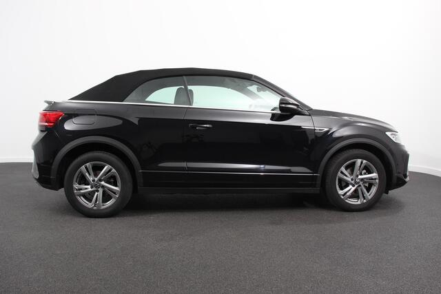 Volkswagen T-Roc Cabrio 1.5 TSI 150pk DSG R-Line | Navigatie | Apple Carpaly/Android Auto | Parkeersensoren | Camera | Adaptive Cruise Control | Stoelverwarming | Climate Control