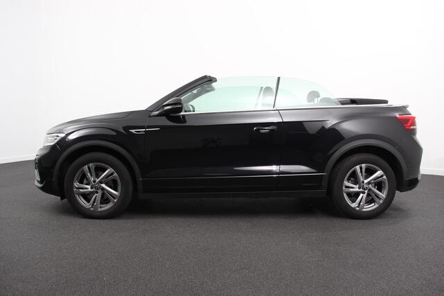Volkswagen T-Roc Cabrio 1.5 TSI 150pk DSG R-Line | Navigatie | Apple Carpaly/Android Auto | Parkeersensoren | Camera | Adaptive Cruise Control | Stoelverwarming | Climate Control