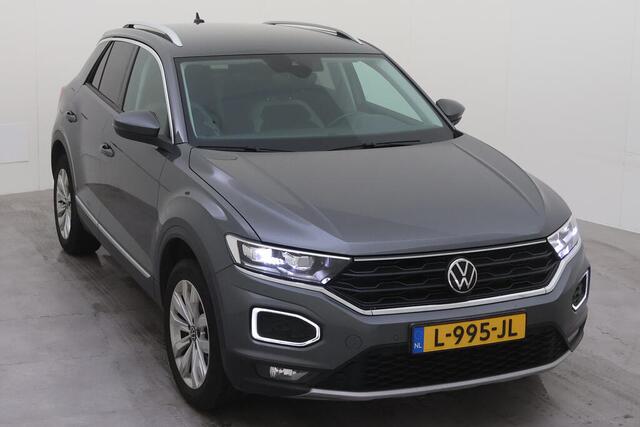 Volkswagen T-Roc 1.5 TSI Sport / DSG / Virtual Cockpit / Navi / LED / Climate Control / Camera / Trekhaak / 17" LMV